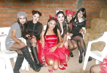 Mexicanas en pantimedias mexican chicks in tights