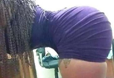 Mulata Tatuada Pumping Out Acompanhante em Campina Grande
