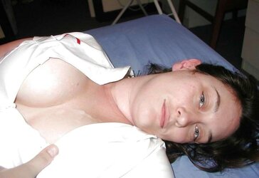 M I L F JENNIFER FROM UK
