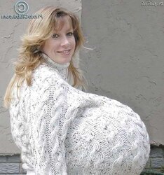 Ample Clothed Mounds