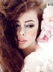 Damsels with uber-sexy hair.