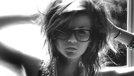 Damsels with uber-sexy hair.