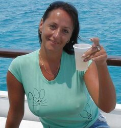 Mature moms, mummies and wives