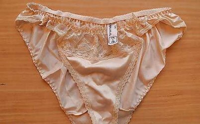 Utter-Back Undies