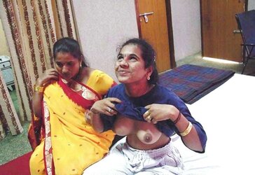 INDIAN MOTHER DAUGHTER