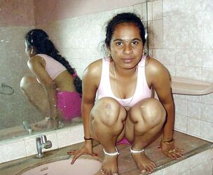 INDIAN MOTHER DAUGHTER