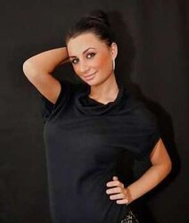 Russian damsel Eugenia with cute D fun bags