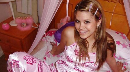 Insatiable Topanga - Unclothing on her sofa