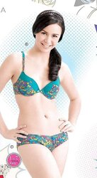 Yassi Pressman