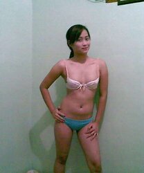 Selfie teenager pinay bare photo
