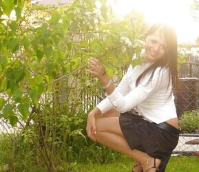Handsome Femmes in Scorching Clothes