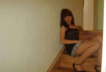 Handsome Femmes in Scorching Clothes
