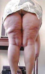 Upskirt mature! Fledgling!