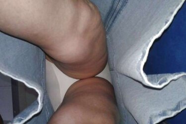 Upskirt mature! Fledgling!