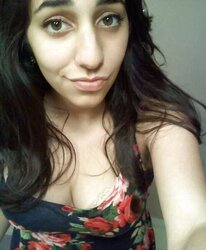 Iranian Teenager Mega-Slut Dorsa