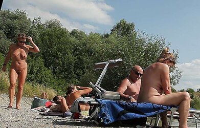Naked Beach Spy Photos