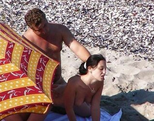 Poppen und Blasen am Strand - Teil
