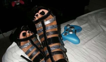 Pink Pucker and Toes
