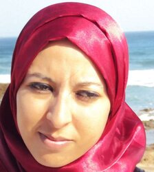 Non-porno Arab woman, with or sans hijab III