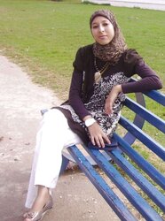 Non-porno Arab woman, with or sans hijab III