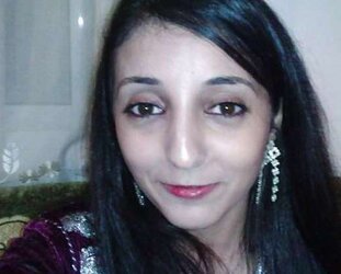 Non-porno Arab woman, with or sans hijab III