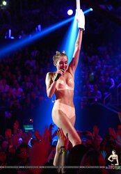 Handsome Nasty Miley Cyrus on MTV VMAs August