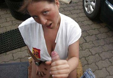 GROSSE TITTEN UND ABSOLUT SPERMAGEIL