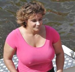 Giant breats, huge gams