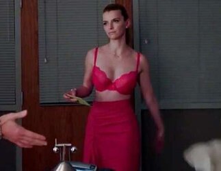 Betty Gilpin from Nurse Jackie