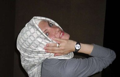 Almanyali Gorgeous Turbanli