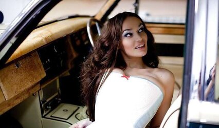 Super-Sexy Alena Vodonaeva from russian Hefty Brother (Dom two)