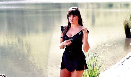 Lucy Lawless And Renee O Connor By twistedworlds