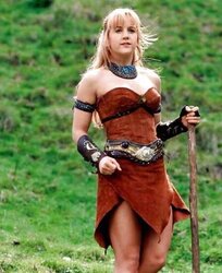 Lucy Lawless And Renee O Connor By twistedworlds