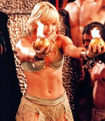 Lucy Lawless And Renee O Connor By twistedworlds
