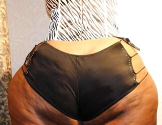 Ms. SuperDomeBooty