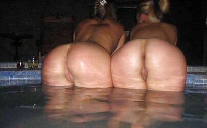She Mooned me