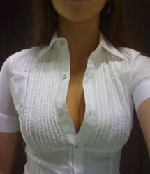 MEATY HOOTERS - TAUT TOPS