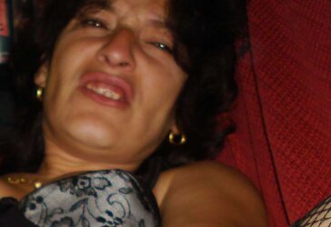 EMI BUSCO POLLAS ENORMES