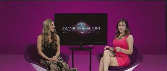 Brazilian and World Celebrities Red-Hot Crossed Gams