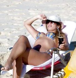 Brazilian and World Celebrities Red-Hot Crossed Gams