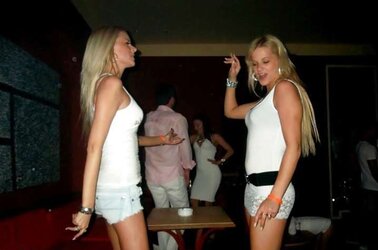 Luxurious and horny Estonian chicks ! vol