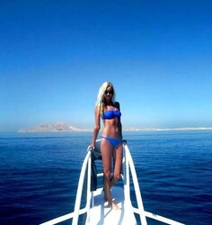 Luxurious and horny Estonian chicks ! vol
