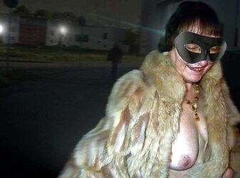 My Timid Wifey -Outdoor