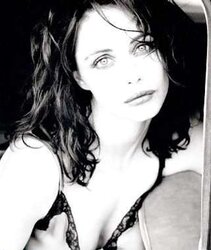 Emmanuelle Beart N