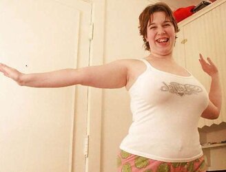 Large Breasts Big Booty Chub Rowan In Pajamas!