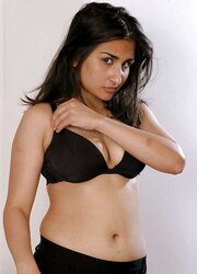 INDIAN INEXPERIENCED BEVY XV