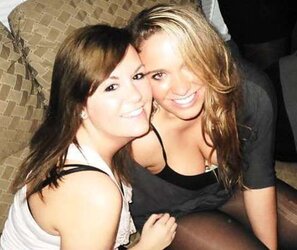 FaceBook Thong Glimpse