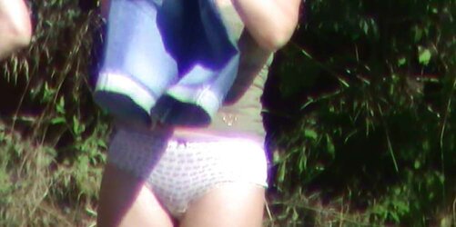 Bare beach,mature muff