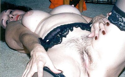 Steamy granny posing