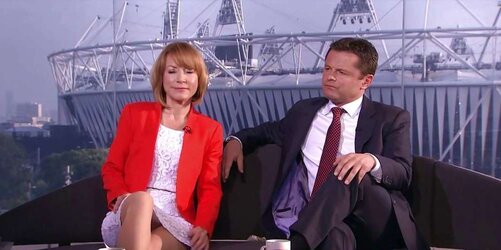 Sian Williams, BIG BLACK COCK Upskirt starlet